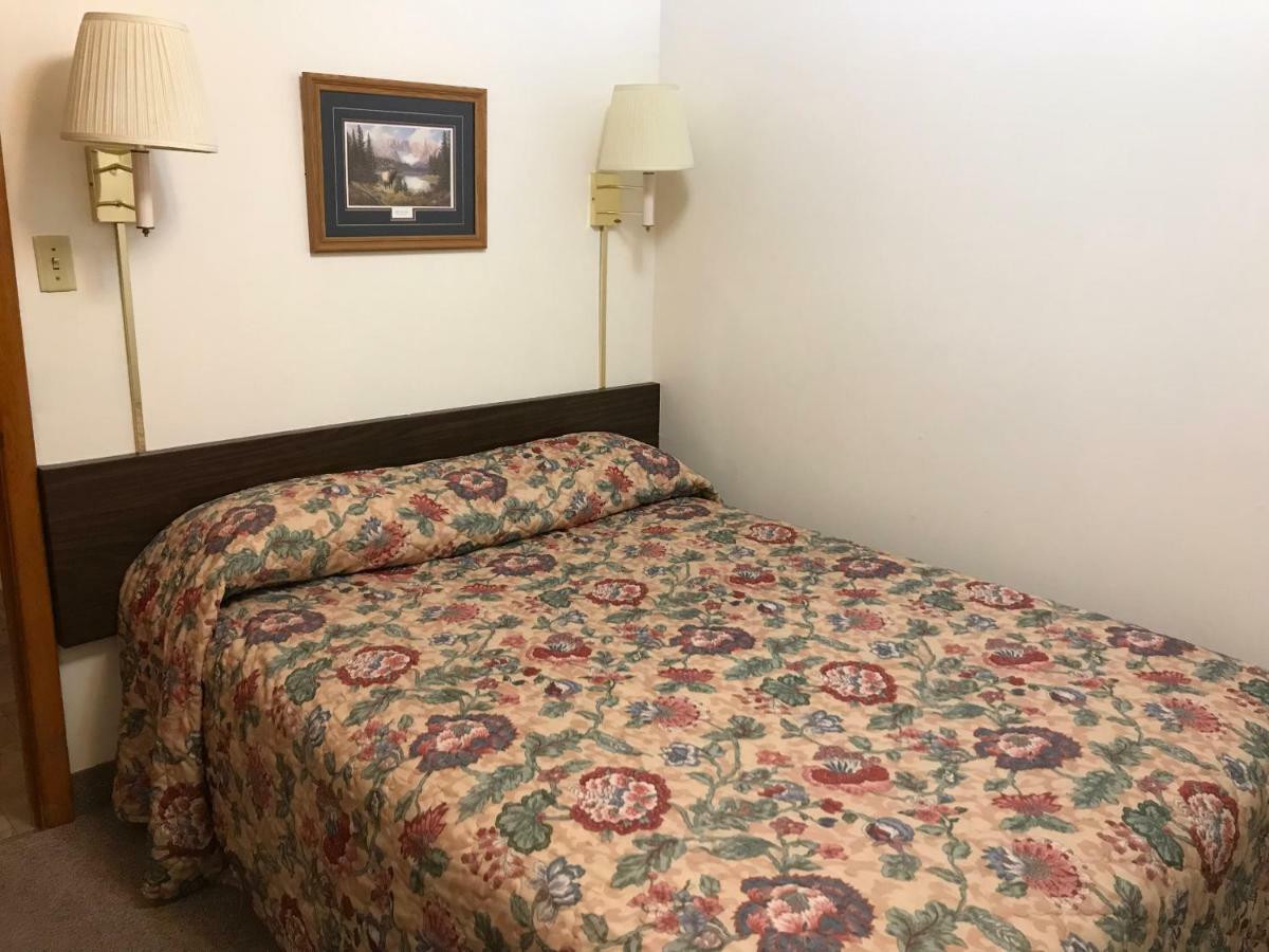 Motel Grand Chadron Extérieur photo